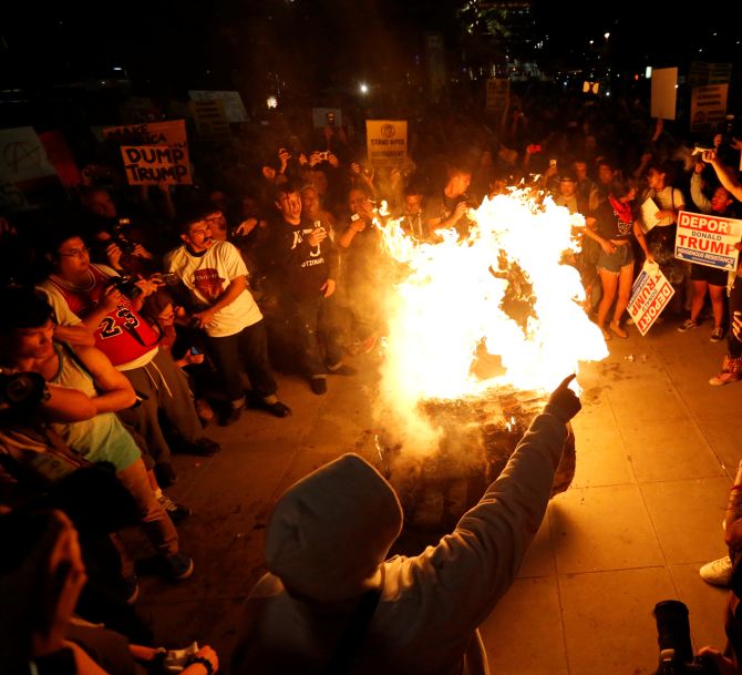 ​Incertitude aux Etats-Unis après l’élection controversée du 8 novembre&nbsp;2016